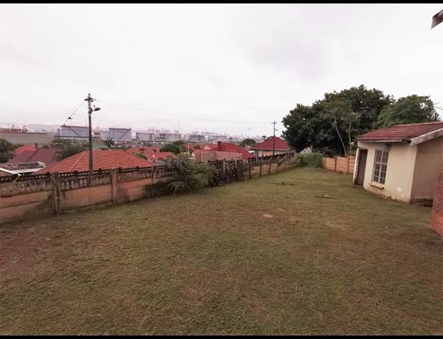 3 BEDROOM HOUSE FOR SALE IN BLUFF